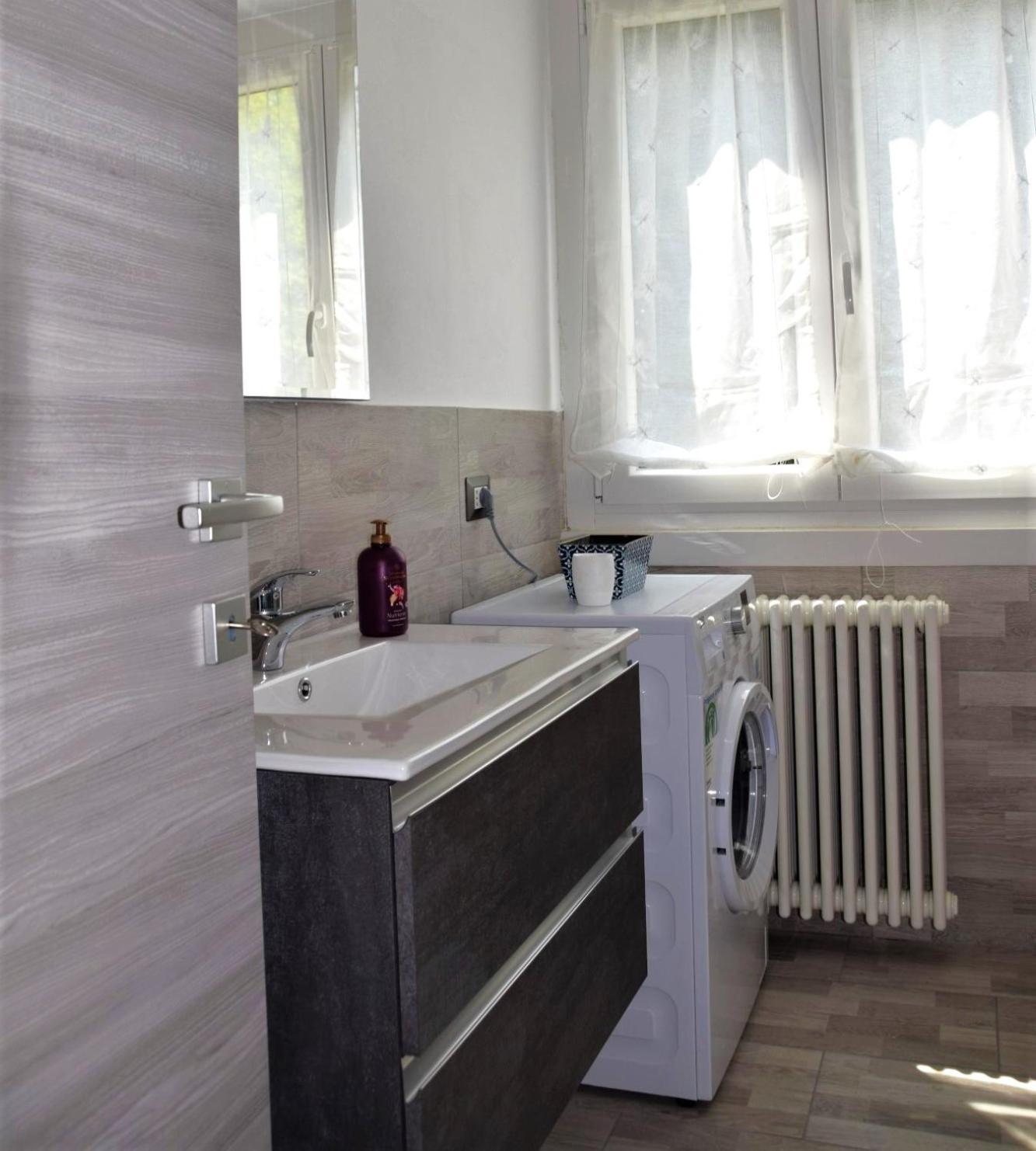 شقة Green House Mountain Lake Iseo Hospitality Bossico المظهر الخارجي الصورة